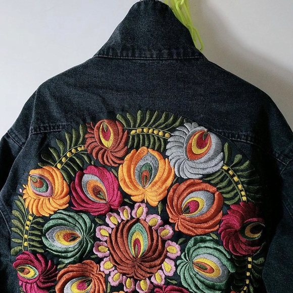 Black Boho Embroidered Oversized Denmin Jacket - Picture 6 of 8